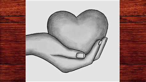 El içinde kalp çizimi